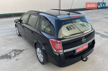 Универсал Opel Astra 2006 в Виннице