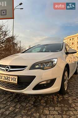 Універсал Opel Astra 2014 в Хмельницькому