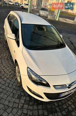 Универсал Opel Astra 2014 в Хмельницком