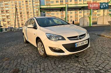 Універсал Opel Astra 2014 в Хмельницькому