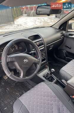 Седан Opel Astra 2008 в Коростені