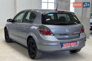 Хетчбек Opel Astra 2008 в Кам'янському