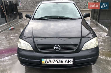 Седан Opel Astra 2006 в Житомирі