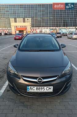 Універсал Opel Astra 2014 в Луцьку