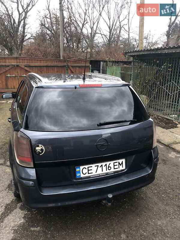 Универсал Opel Astra 2006 в Черновцах