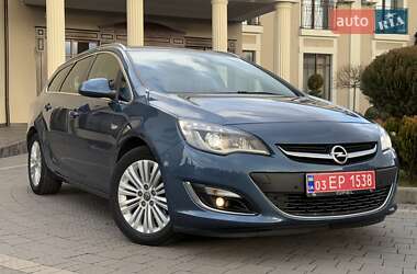 Універсал Opel Astra 2014 в Стрию