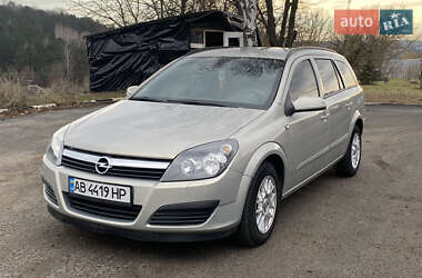 Універсал Opel Astra 2006 в Могилів-Подільському