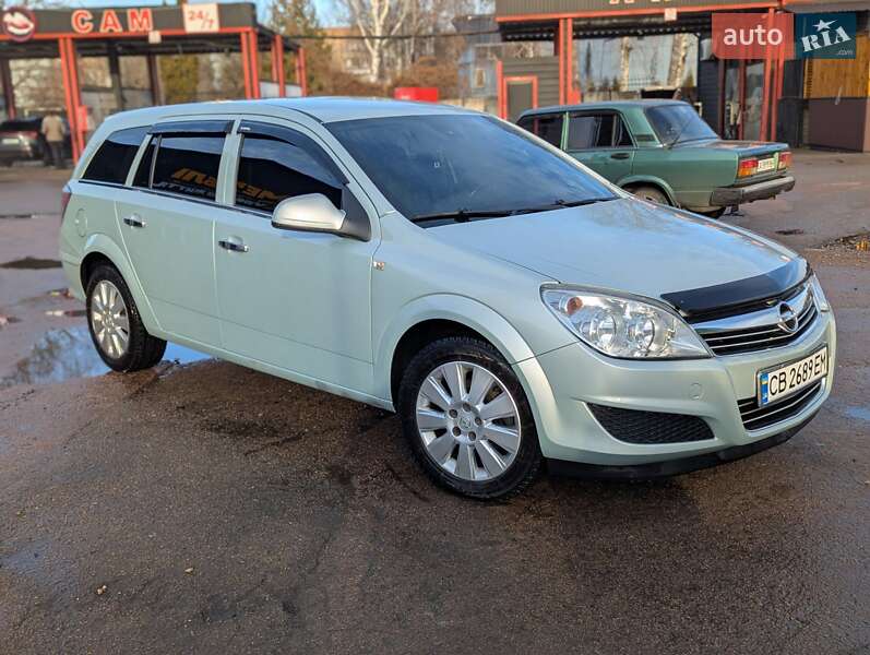 Універсал Opel Astra 2009 в Ніжині