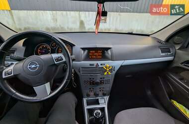 Универсал Opel Astra 2009 в Нежине