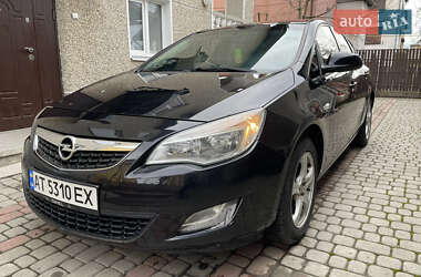 Хетчбек Opel Astra 2011 в Івано-Франківську