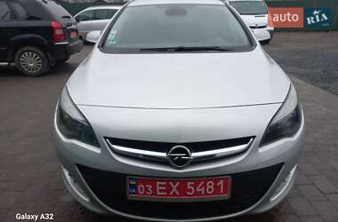 Хетчбек Opel Astra 2015 в Червонограді