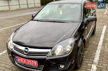 Хетчбек Opel Astra 2009 в Луцьку