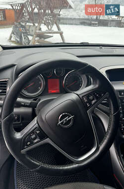 Универсал Opel Astra 2010 в 