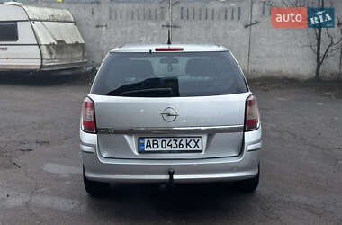 Универсал Opel Astra 2010 в Виннице