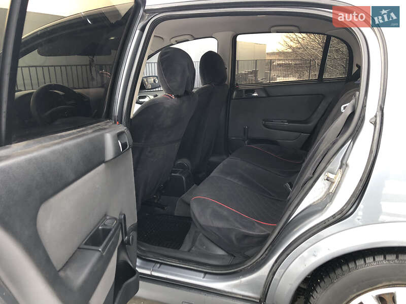 Седан Opel Astra 2008 в Тернополе