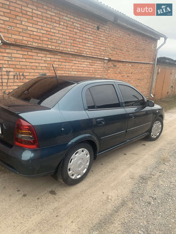 Седан Opel Astra 2005 в Калиновке фото 3 Седан Opel Astra 2005 в Калиновке