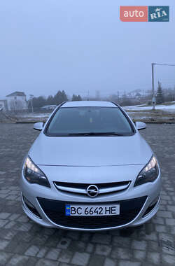 Універсал Opel Astra 2013 в Львові