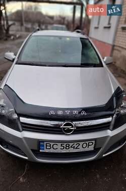 Хетчбек Opel Astra 2005 в Синельниковому