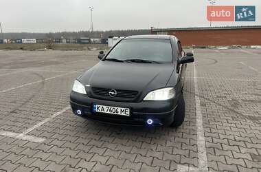 Седан Opel Astra 2003 в Києві