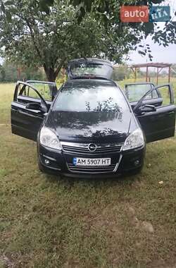 Універсал Opel Astra 2007 в Звягелі