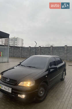 Седан Opel Astra 2003 в Березному