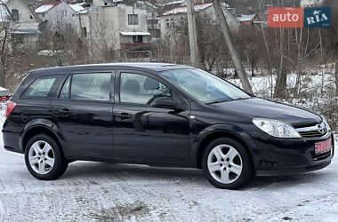 Універсал Opel Astra 2009 в Тернополі