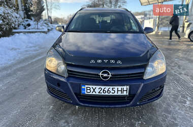 Універсал Opel Astra 2005 в Тернополі