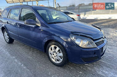 Універсал Opel Astra 2005 в Тернополі