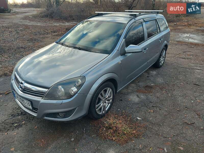 Универсал Opel Astra 2008 в 