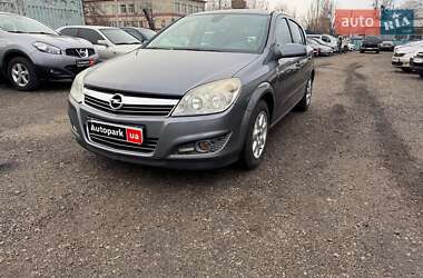 Хэтчбек Opel Astra 2007 в Киеве