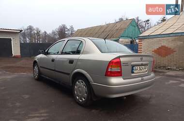Седан Opel Astra 2007 в 
