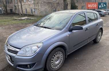 Хетчбек Opel Astra 2007 в Зеленодольську