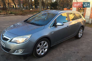 Універсал Opel Astra 2012 в Берестечку