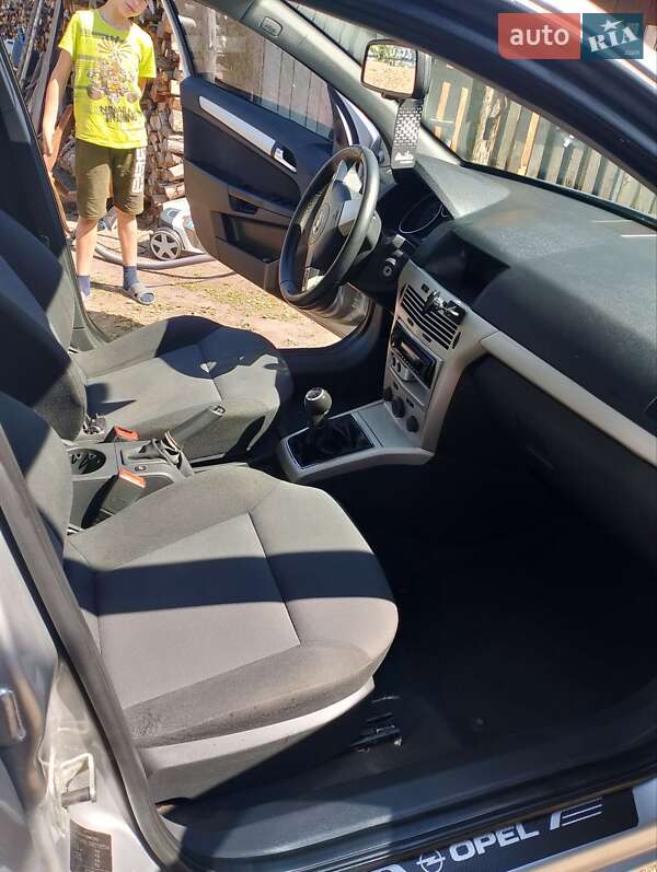 Универсал Opel Astra 2008 в Киеве фото 8 Универсал Opel Astra 2008 в Киеве