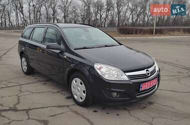 Універсал Opel Astra 2007 в Полтаві