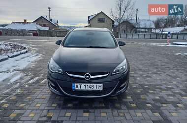 Універсал Opel Astra 2013 в Коломиї