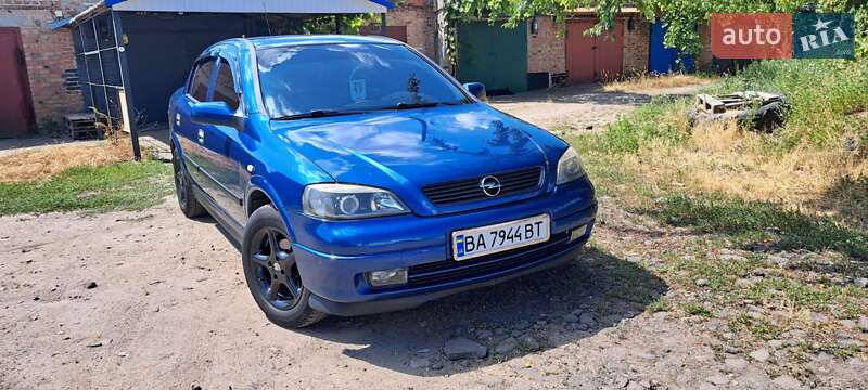 Opel Astra 2008