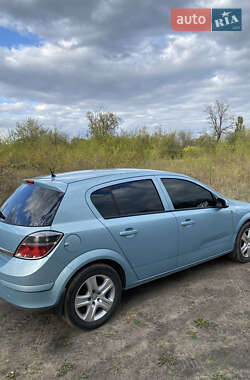 Хетчбек Opel Astra 2009 в Дніпрі