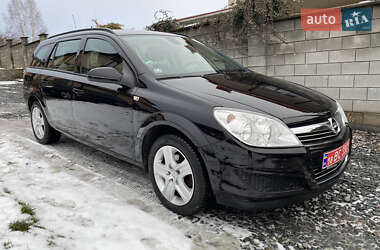 Универсал Opel Astra 2009 в Ровно