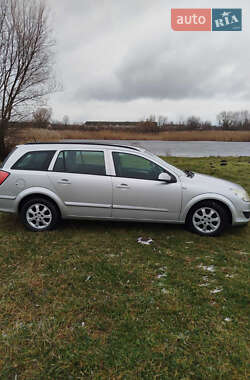 Универсал Opel Astra 2008 в 