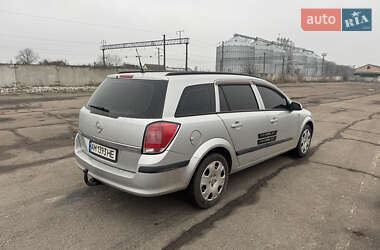 Універсал Opel Astra 2005 в Попільні