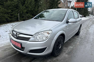 Хетчбек Opel Astra 2008 в Луцьку