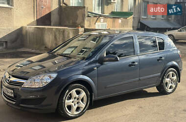 Хетчбек Opel Astra 2008 в Тульчині