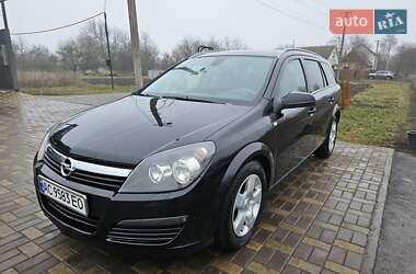 Універсал Opel Astra 2005 в Диканьці