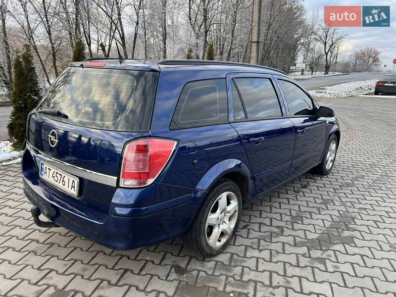 Универсал Opel Astra 2008 в Тлумаче