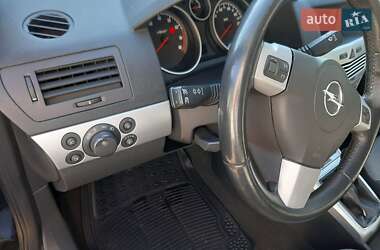 Универсал Opel Astra 2009 в 