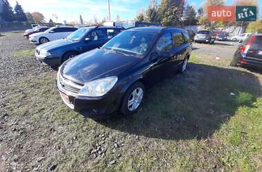 Універсал Opel Astra 2009 в Луцьку