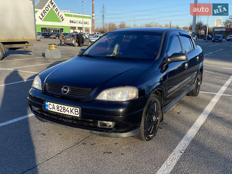 Седан Opel Astra 2007 в Киеве