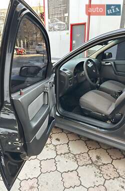 Седан Opel Astra 2008 в Львове