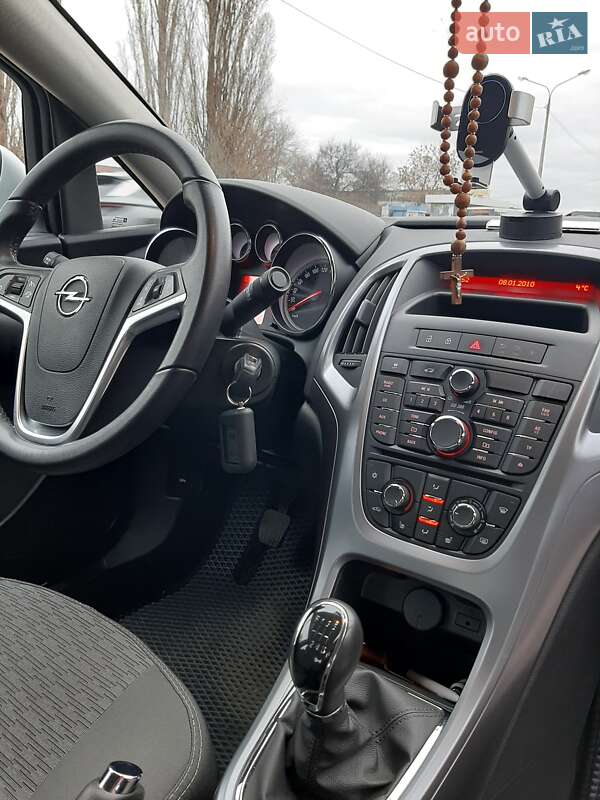 Седан Opel Astra 2019 в Запоріжжі